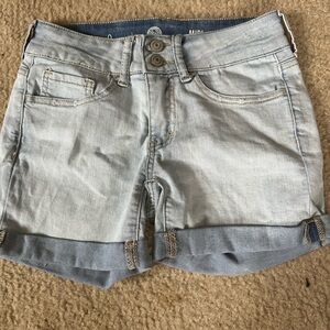 Lightwash Shorts